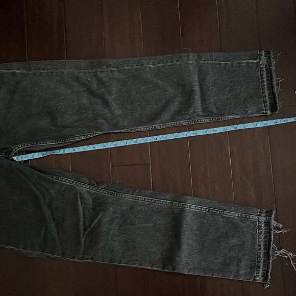 & other stories raw edge faded black jeans sz 26 - Picture 9 of 9